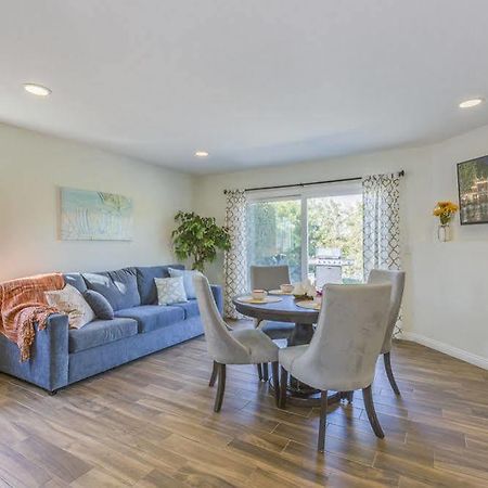 Apartamento Oshkosh Luxurious Escape Anaheim Exterior foto